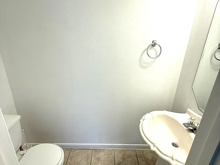 19851 Laurel Trail Dr — Photo 6