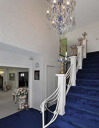 2nd image of 5323 Coyle Ave