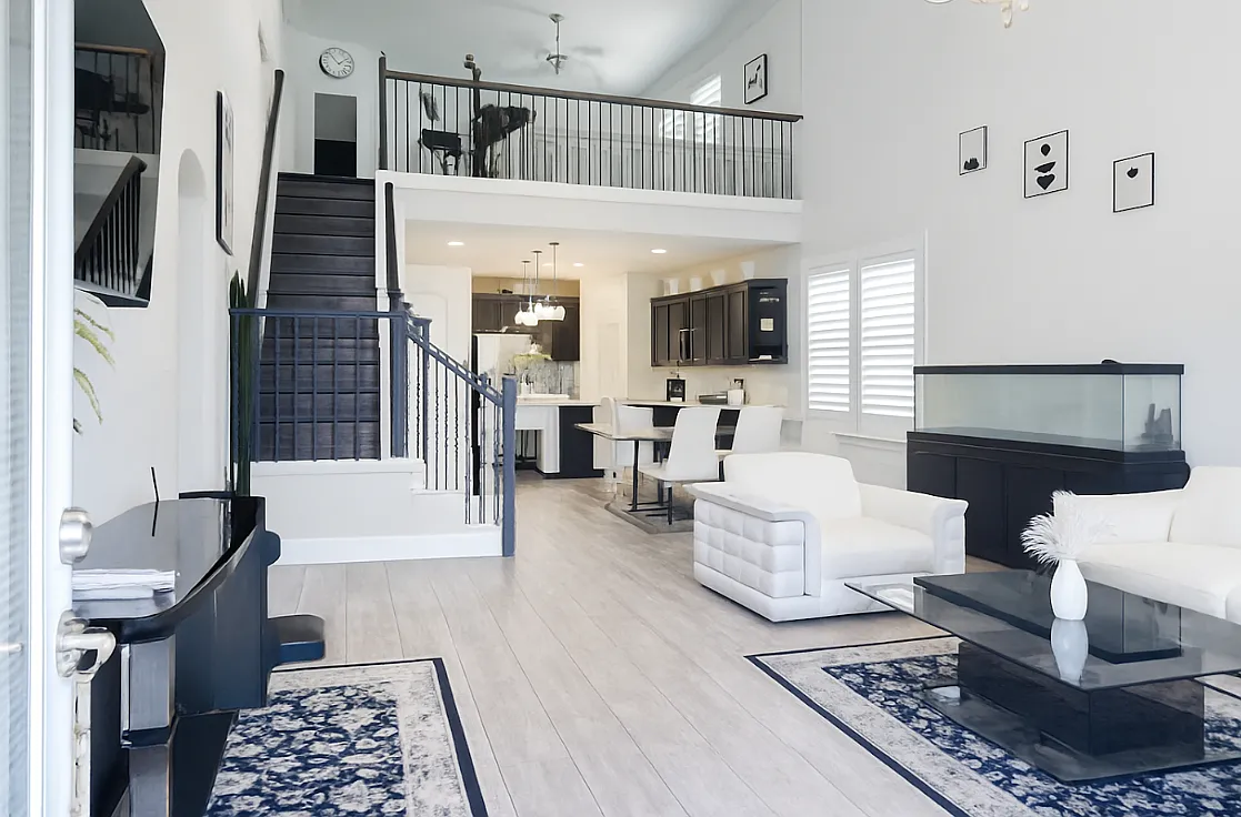 4 bed, $5,578 — Photo 3