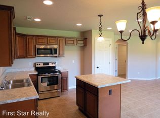 801 Bonnie Scotland Dr, Prairie Grove, AR 72753