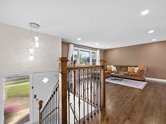 5th image of 1138 Timber Ln