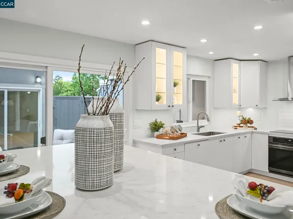 476 Sycamore Cir, Danville, CA 94526