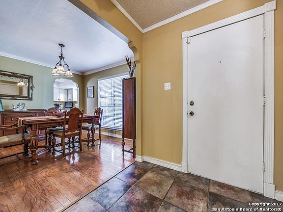 4th image of 15103 SUN SPUR ST