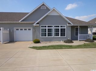 1311 Stone Creek Dr, Quincy, IL 62305