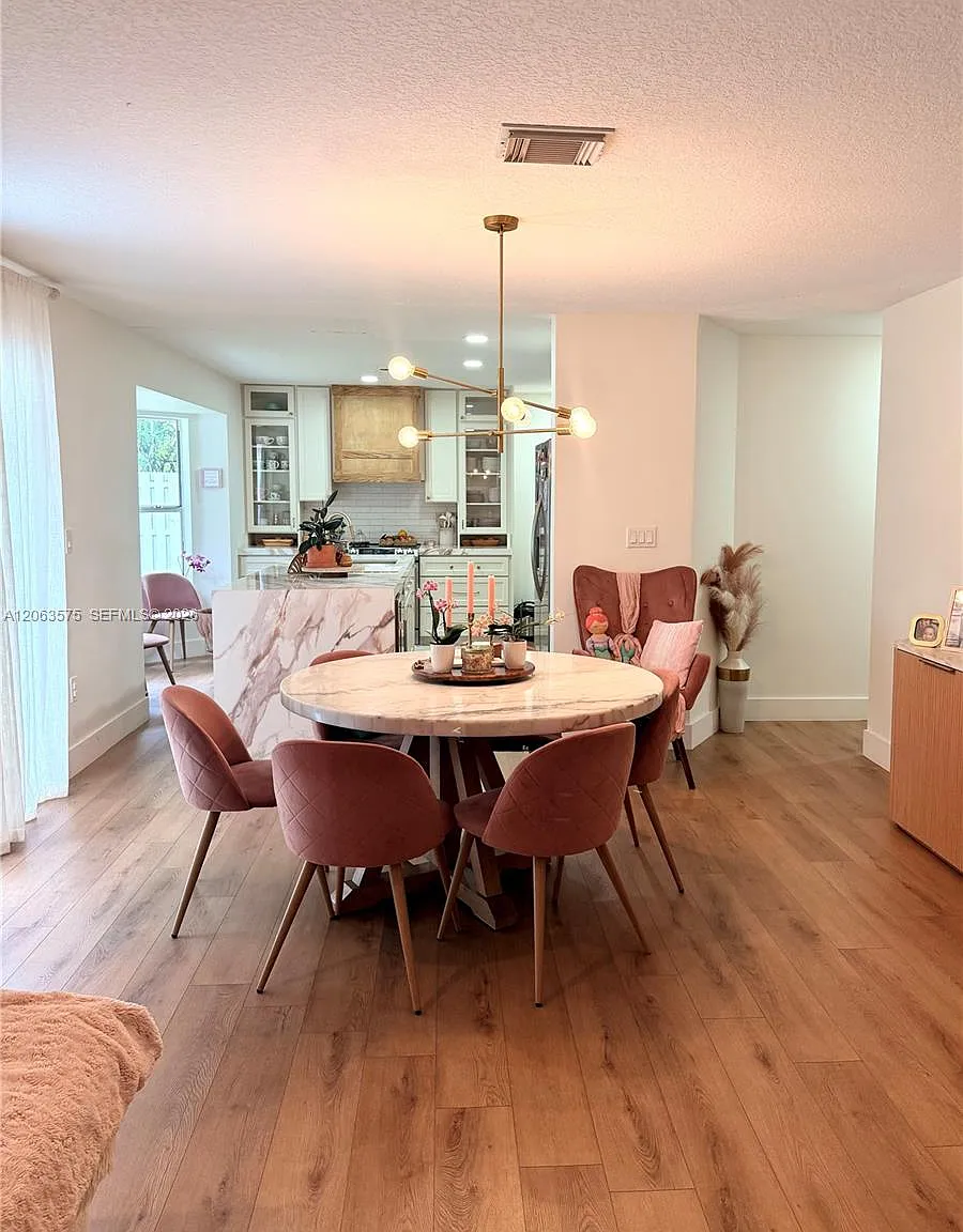 Savannah Plat 3 — Photo 4