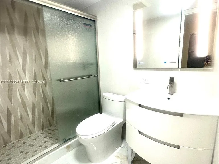 290 174th St #619 — Photo 27