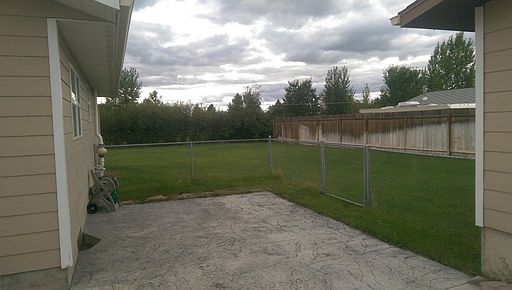 3rd image of 3740 Meadowlark Dr