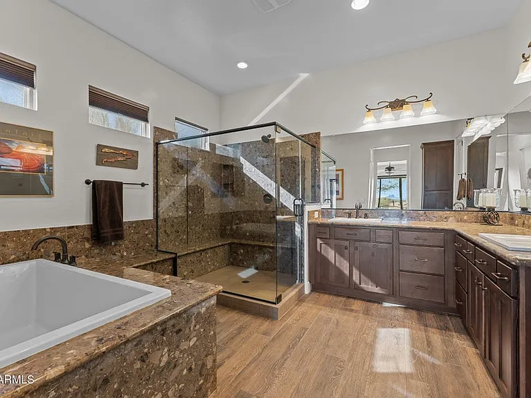 3672 Ridgeview Ter — Photo 15