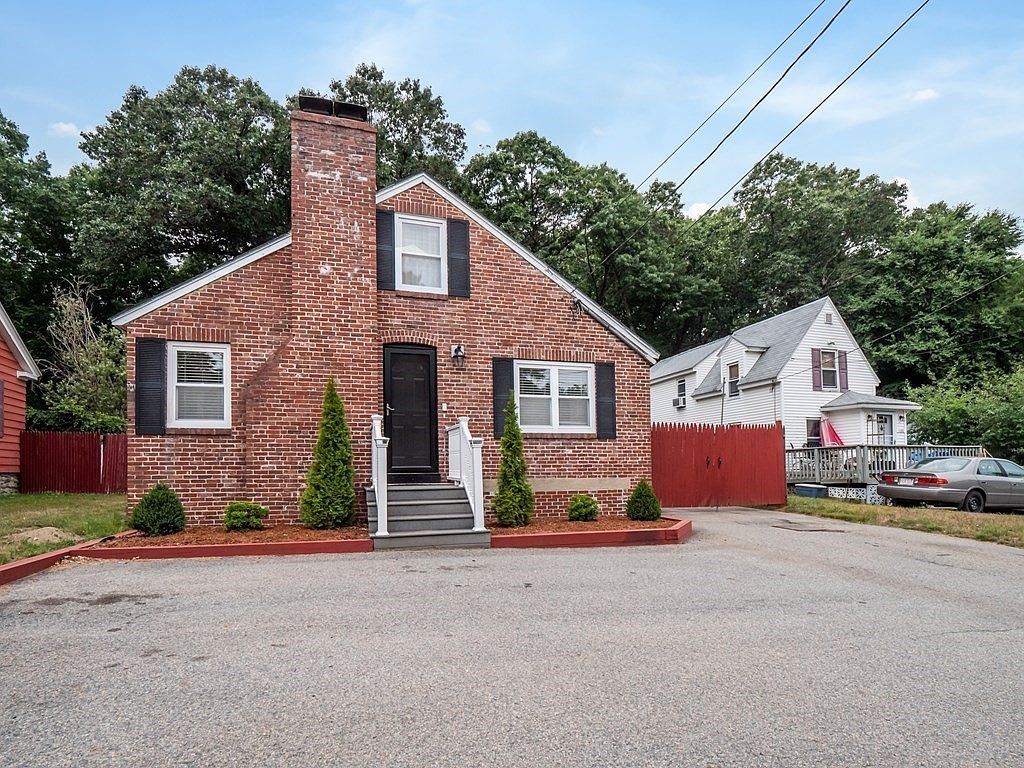 1184 Merrimack Ave, Dracut, MA 01826 Zillow