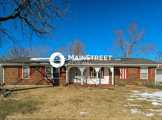 2091 Shoreham Dr, Florissant, MO