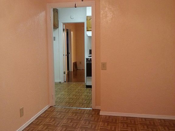5th image of 300 E Vine St