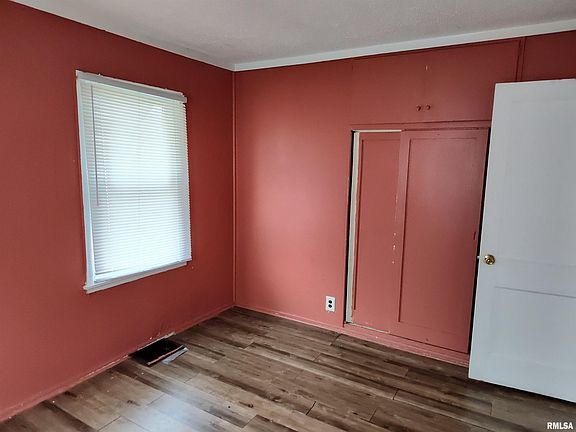 5th image of 3026 W Ann St