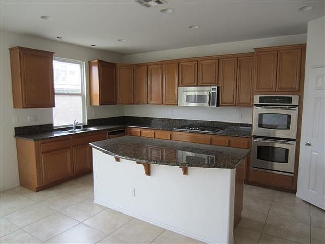 2nd image of 7928 Orchid Dr