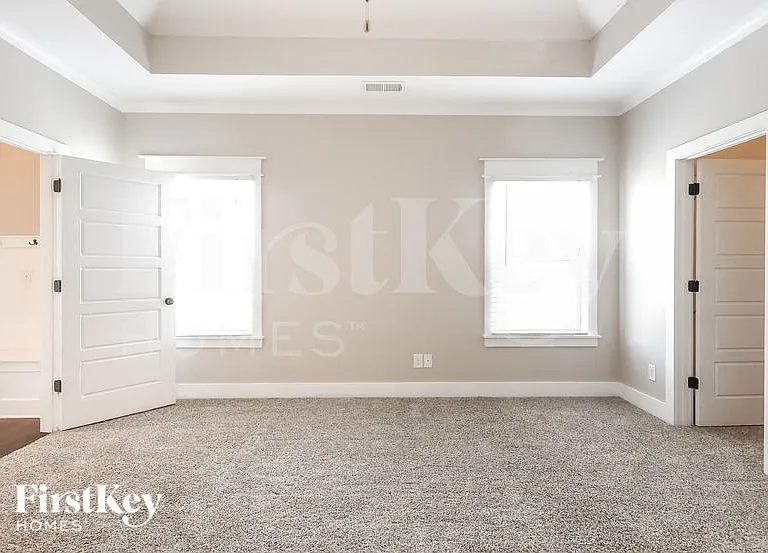 4881 Mountain Gap Dr — Photo 8