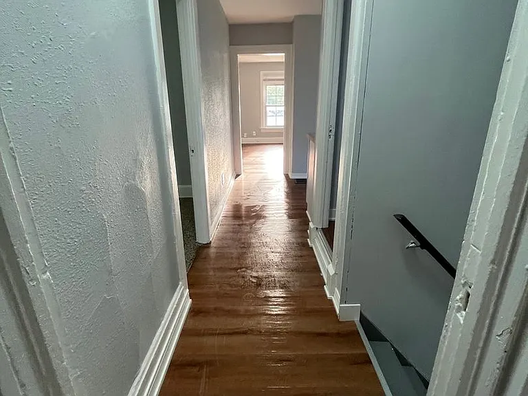 3533 Douglas Ave — Photo 4