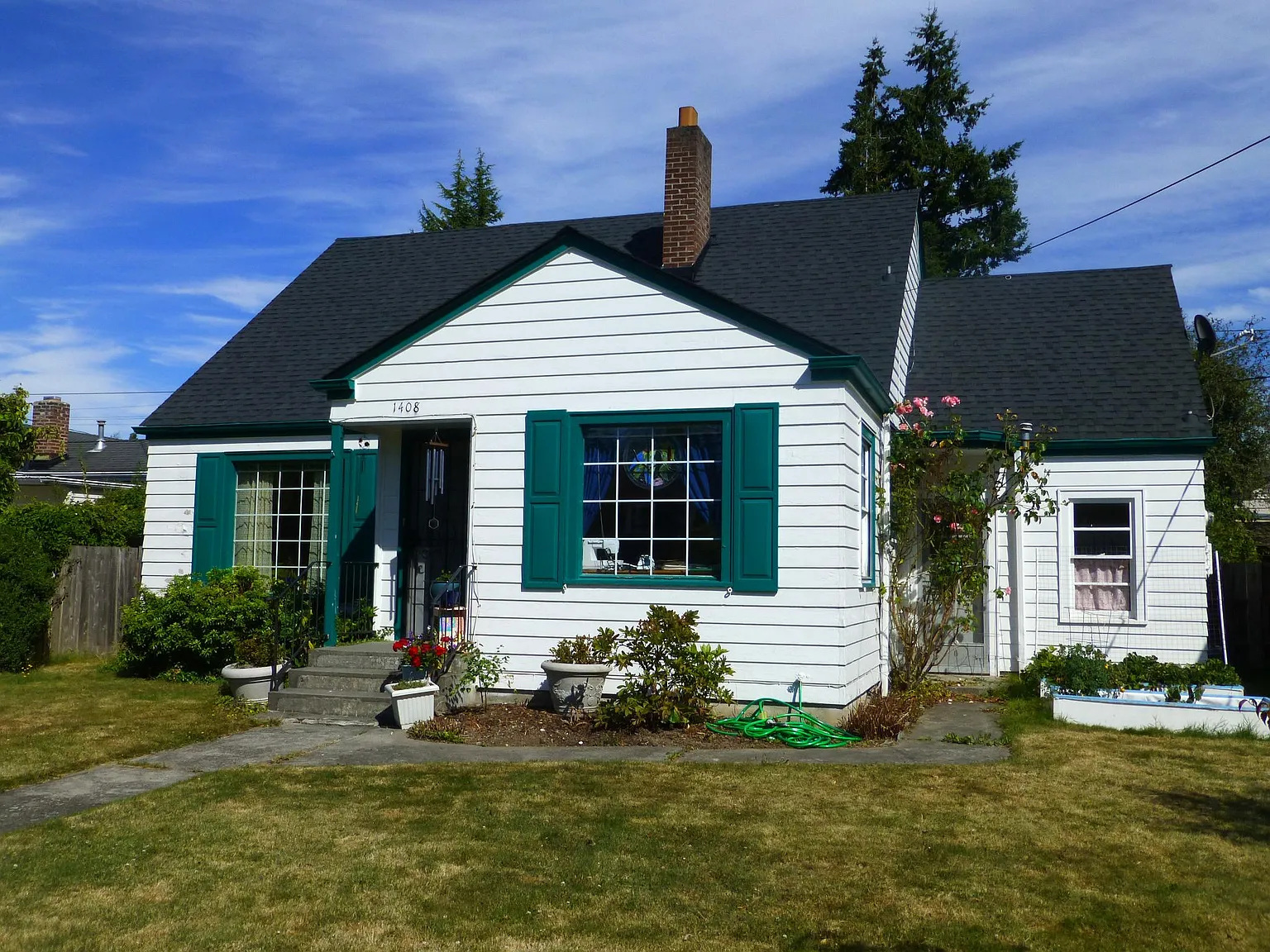 3 bed, 1233 sqft, $2,500 — Photo 1