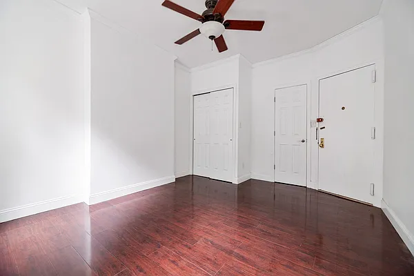 Rented by REAL New York | media 42