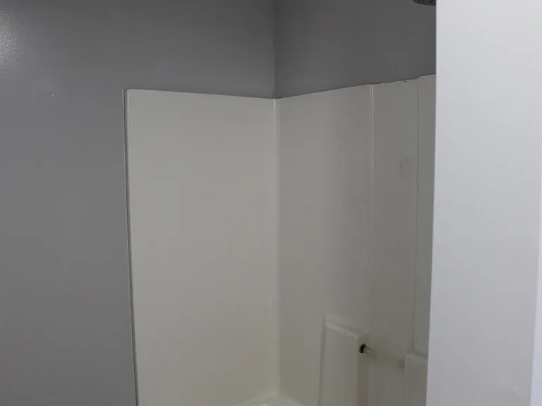 15-17 Washington St #17 — Photo 12