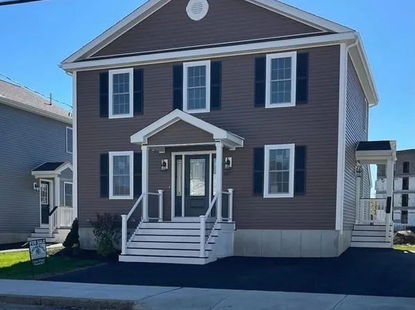 887 Dwelly St, Fall River, MA 02724