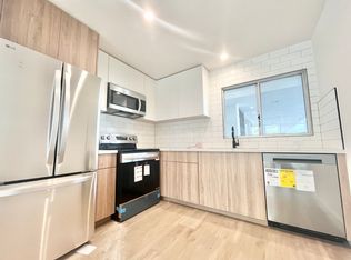 11602 Rochester Ave #3, Los Angeles, CA 90025