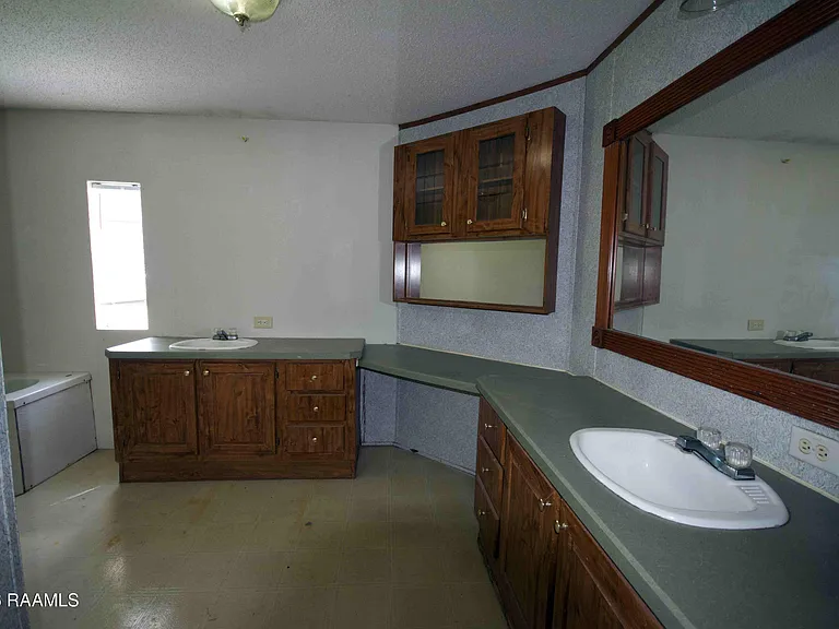3467 Cleopha Rd — Photo 5