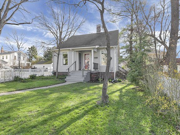 4th image of 222 S Prospect St