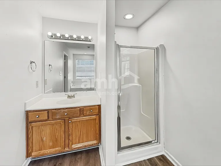 10510 Glory Meadow Ct — Photo 11