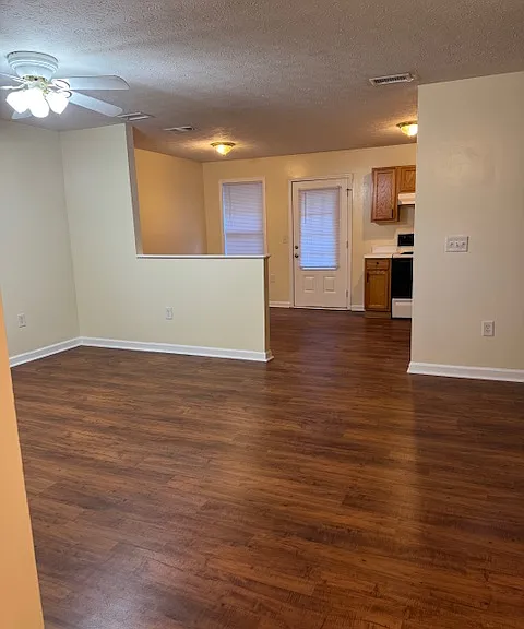 209 E Wilson St #128 — Photo 6