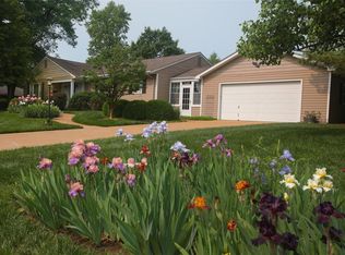 549 Iris Ln, Saint Louis, MO