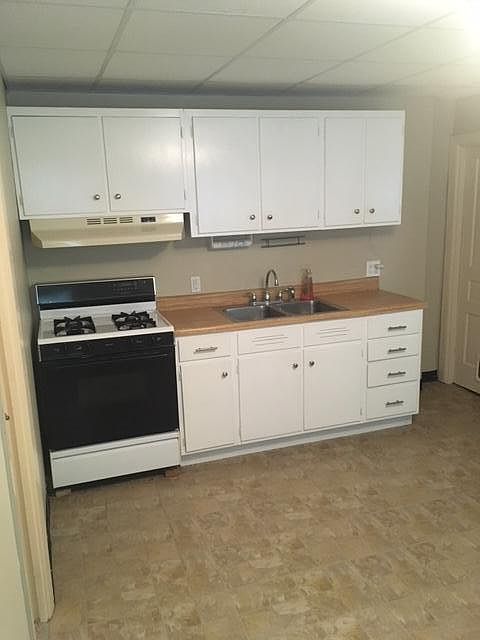 1st image of 35 S 6th St Floor 1