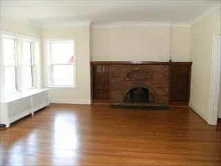 3rd image of 9553 S Hoyne Ave