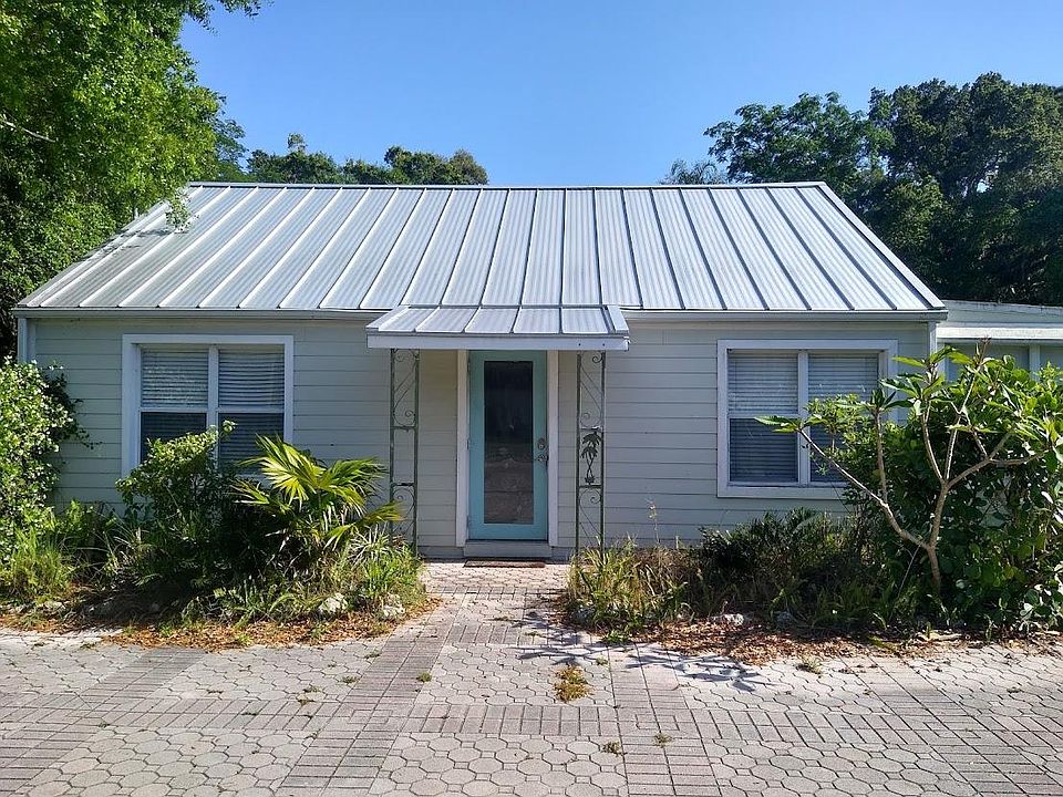 1st image of 1170 47th St