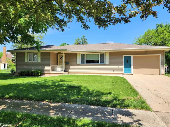 913 E Elm St, Algona, IA 50511