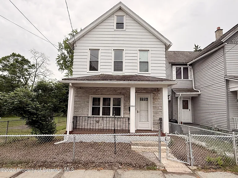 2920 Marvine Ave — Photo 1