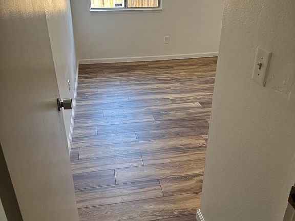 3rd image of 6021 Lugene Ave #2