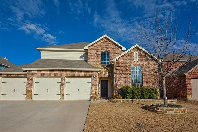 1st image of 3004 Sprucewood Dr