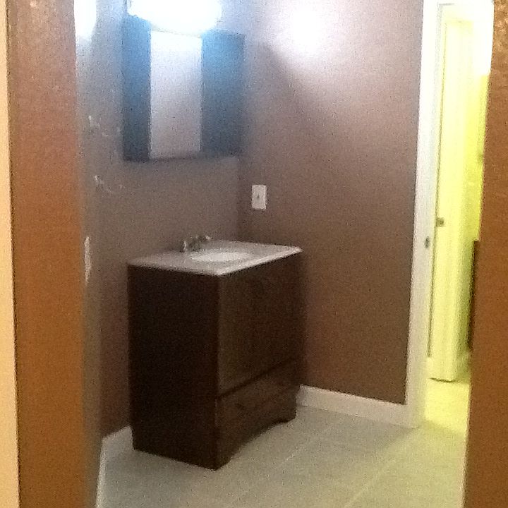 1st image of 9422 Torrington Ave