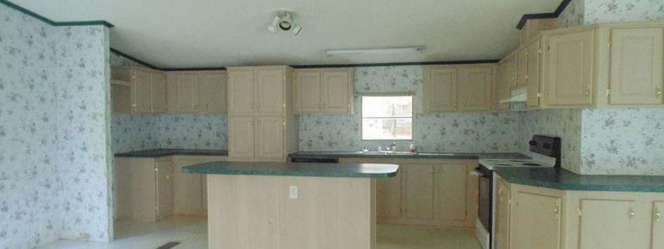 2nd image of 207 Baywood Hills Dr