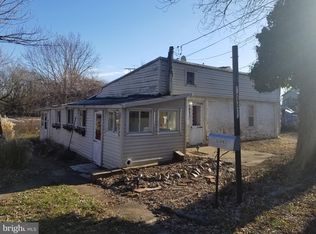 1091 Perkins Ln, Bensalem, PA 19020