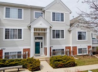 2412 Oakfield Ct, Aurora, IL 60503