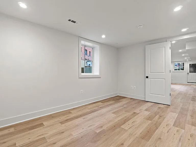2753 Macomb St NW #1 — Photo 14