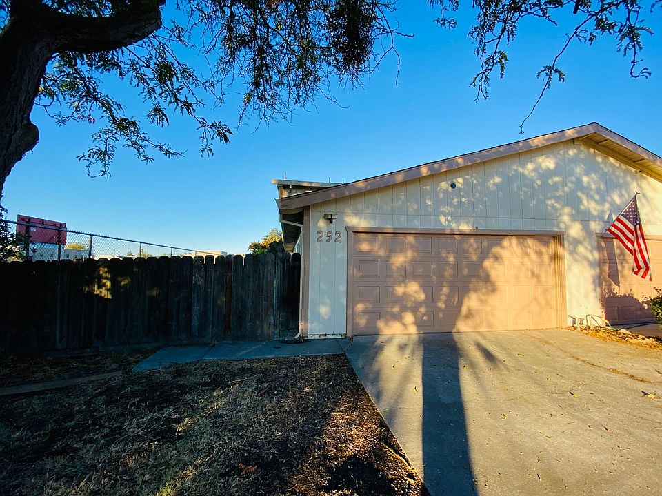 1st image of 252 Camellia Way #252