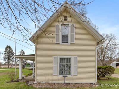 251 S Washington St, Hubbardston, MI, 48845