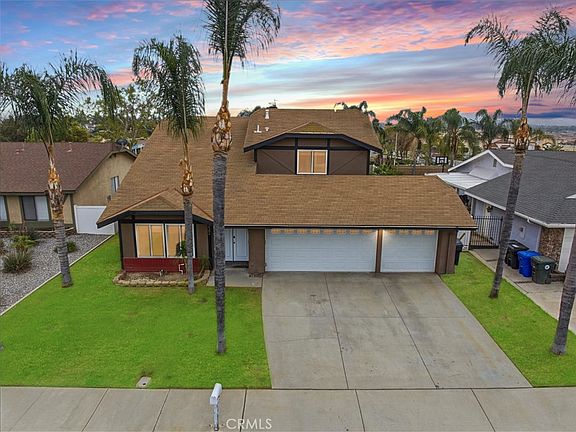 3rd image of 8286 Yearling Way