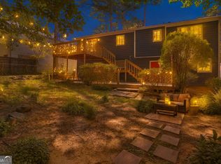 450 Canterbury Ln, Lawrenceville, GA 30046