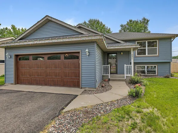 801 Zakrajshek Ct, Sartell, MN 56377