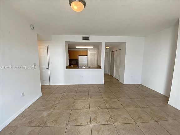 5th image of 435 SW 12th Ave APT 501