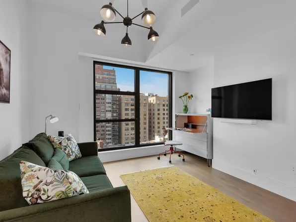 251 West 91st Street image 6 of 16