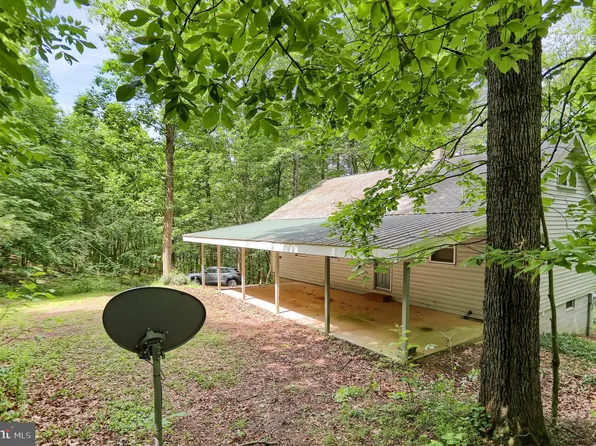 95 Fritz Dr, Duncannon, PA 17020