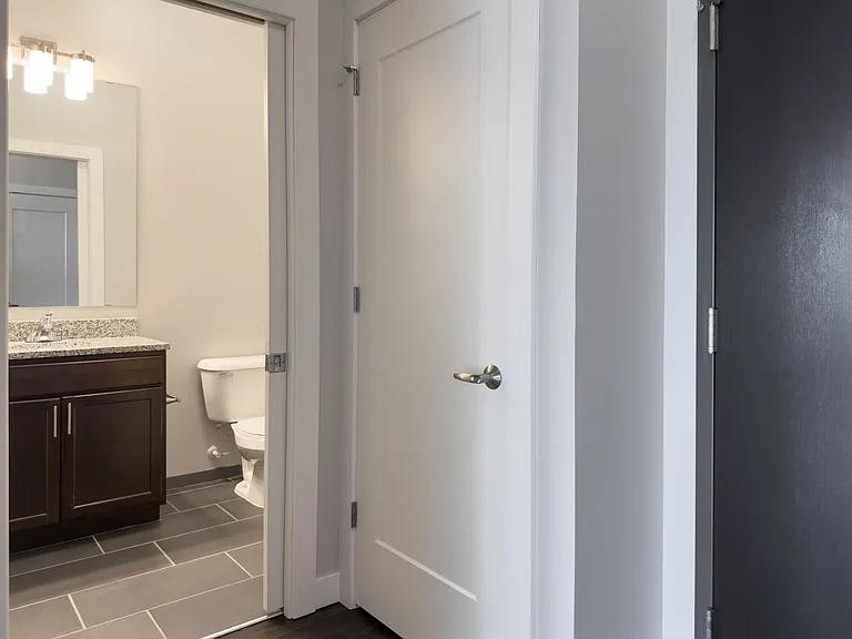 Red44 Luxury Apartments | Specials Available — Photo 88